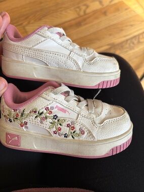 Puma Kids White Sneakers with Pink Trim and Floral Embroidery